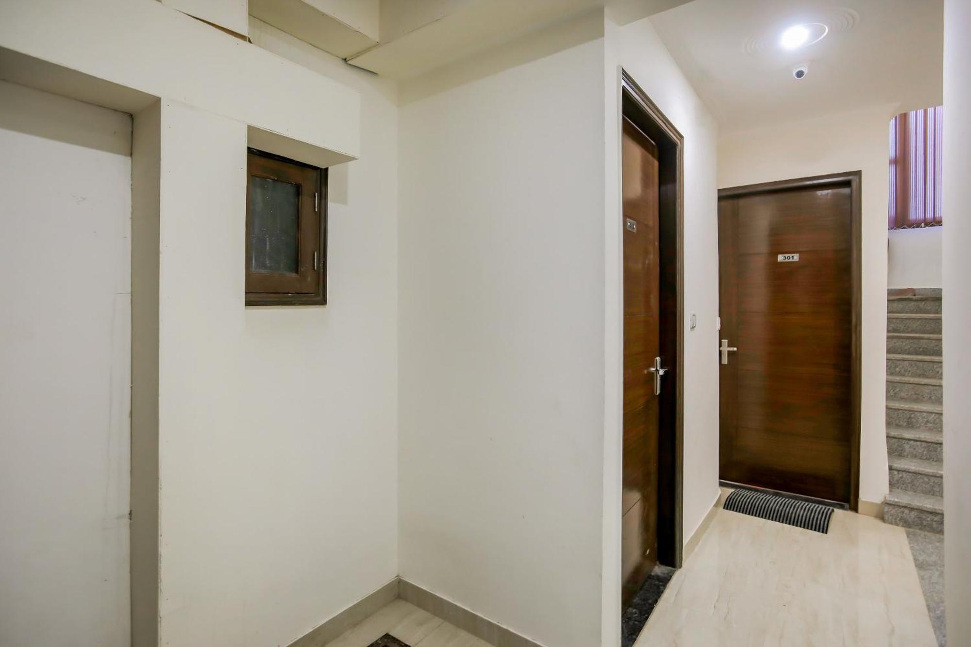 Hotel O Mahipalpur Extension Near Airport New Delhi Exteriör bild
