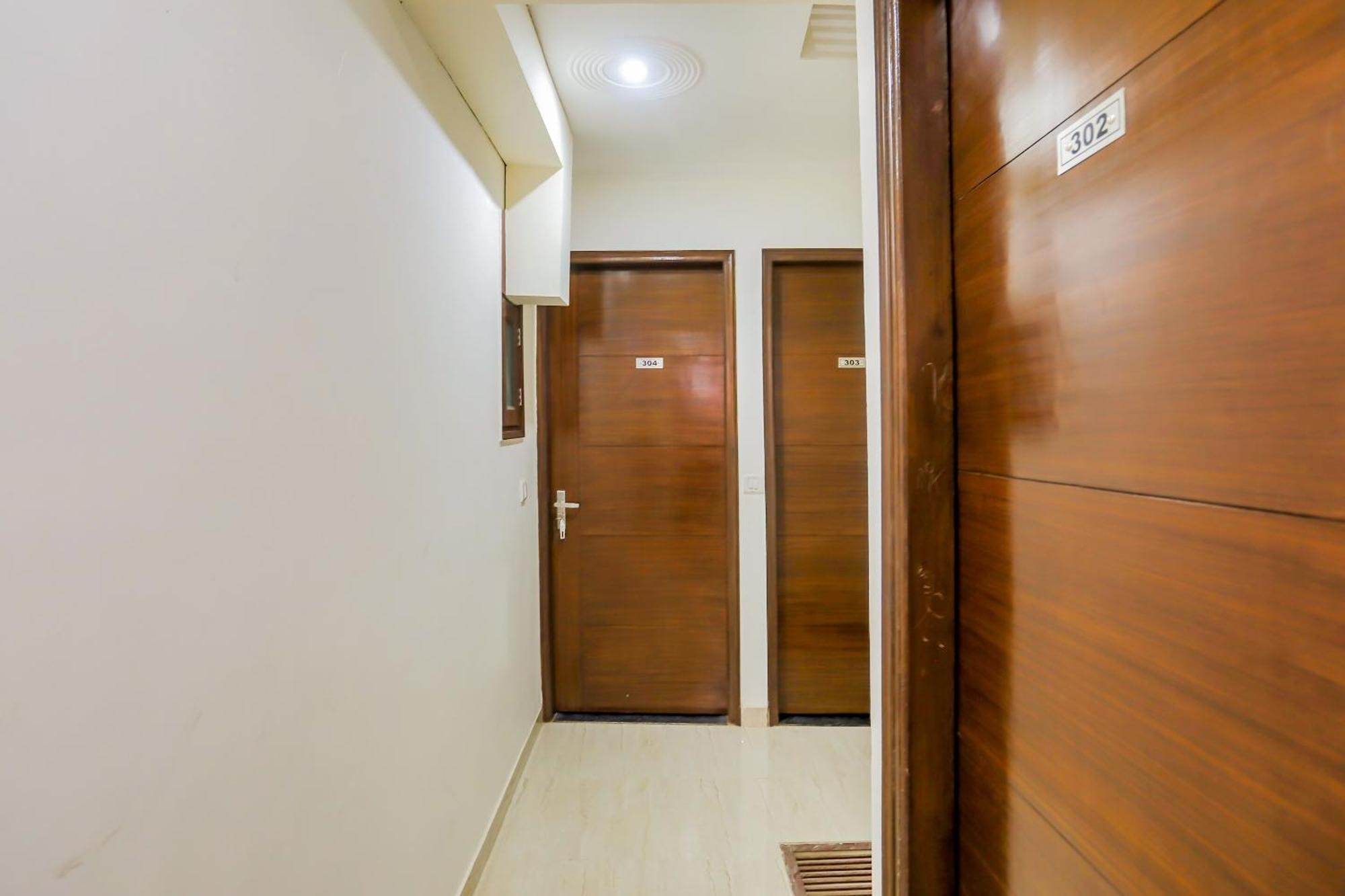 Hotel O Mahipalpur Extension Near Airport New Delhi Exteriör bild