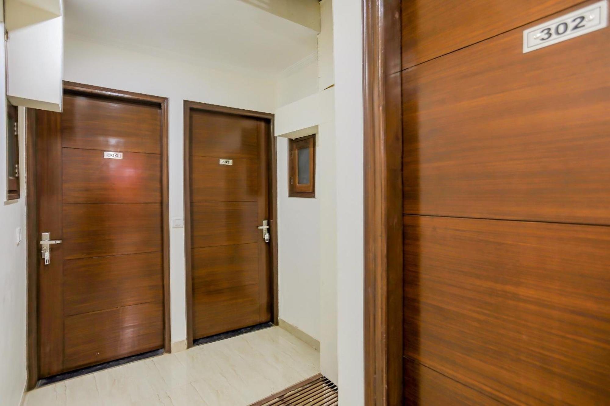 Hotel O Mahipalpur Extension Near Airport New Delhi Exteriör bild